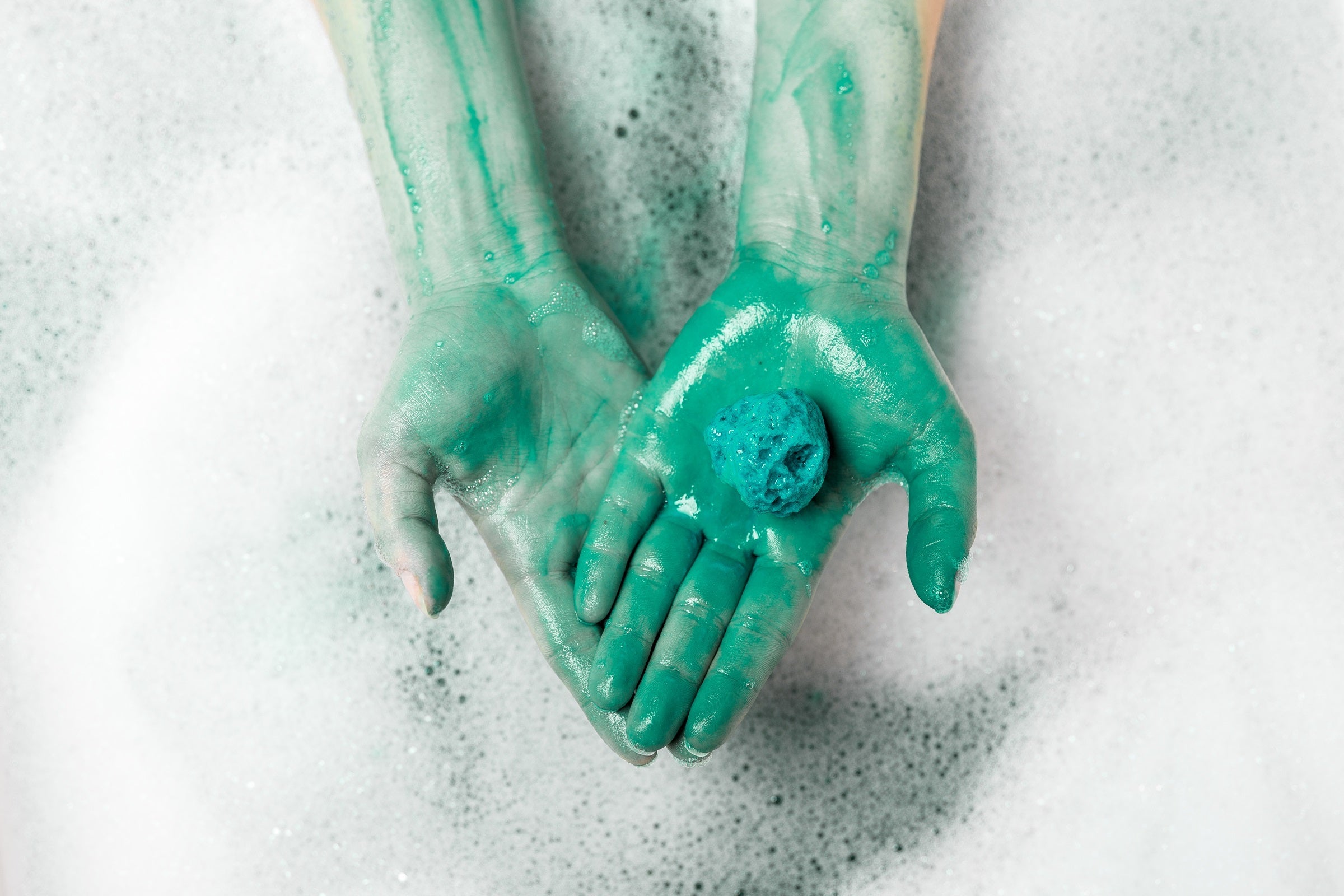 Tub Therapy | Bathing in Colors: Can Bath Bombs Stain Your Skin? 