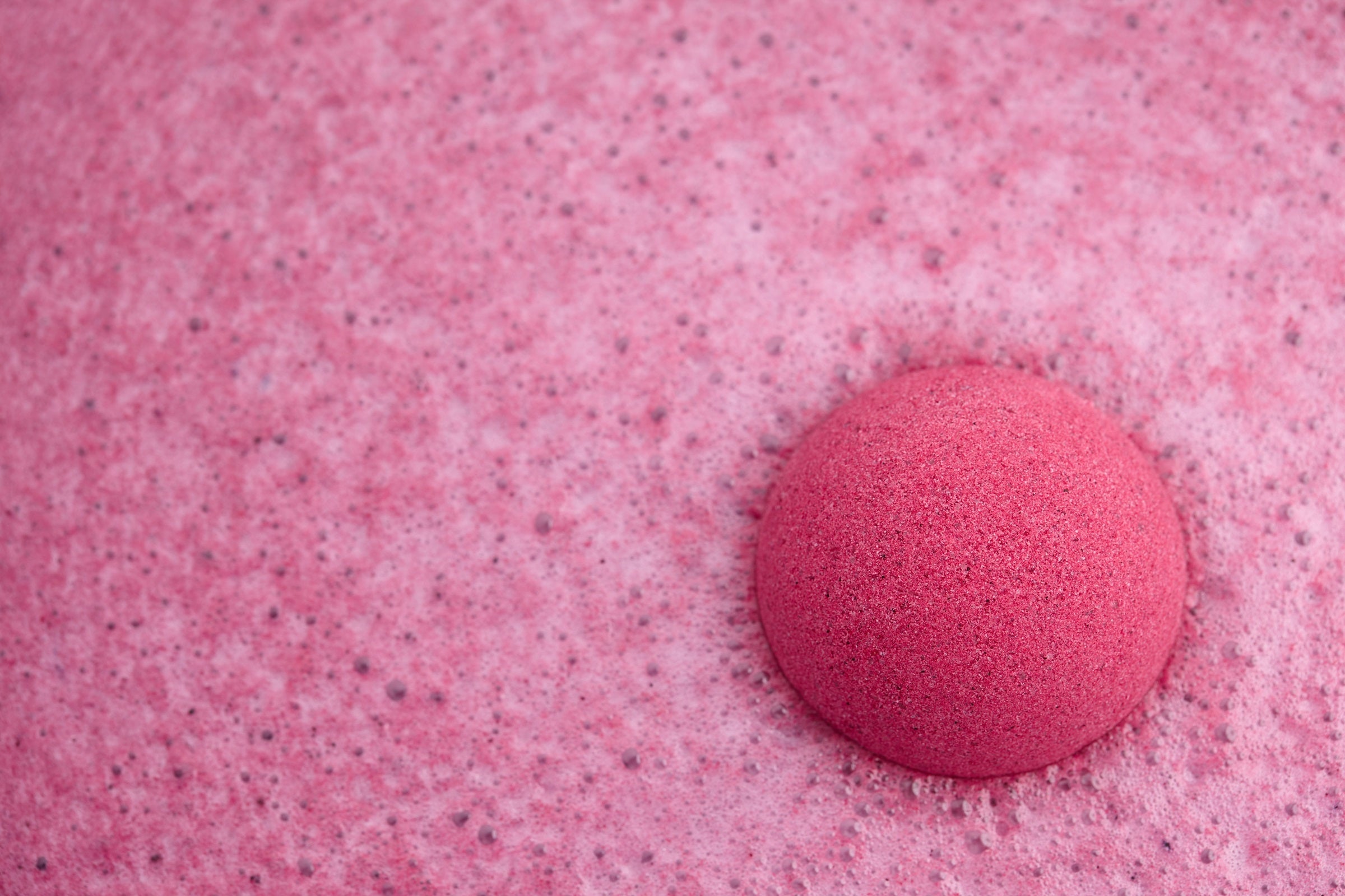 Tub Therapy | Will a bath bomb work in cold water?